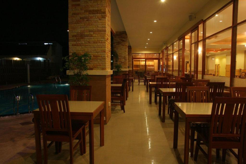 Siam Platinum Pattaya Hotel Exterior photo