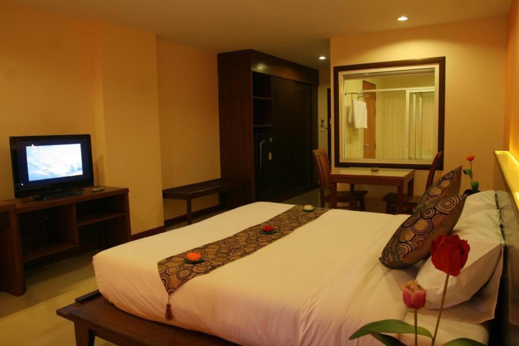 Siam Platinum Pattaya Hotel Exterior photo